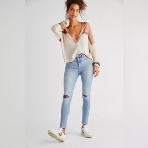 We the Free jeans cropped raw high rise jeggings distressed knees sweet blue